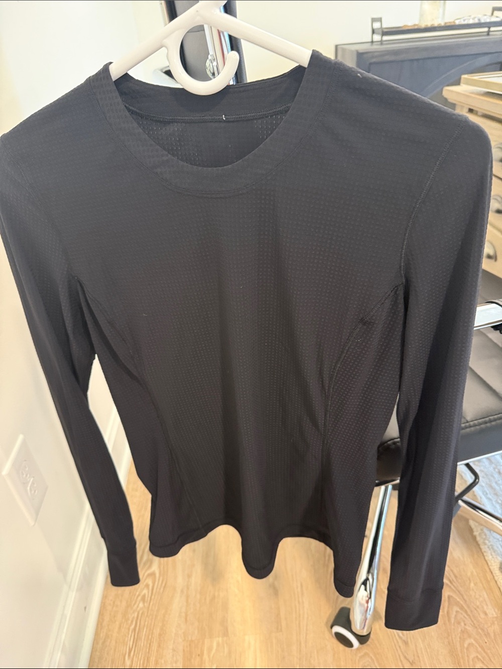 Lululemon Long-Sleeve Women’s Performance Top